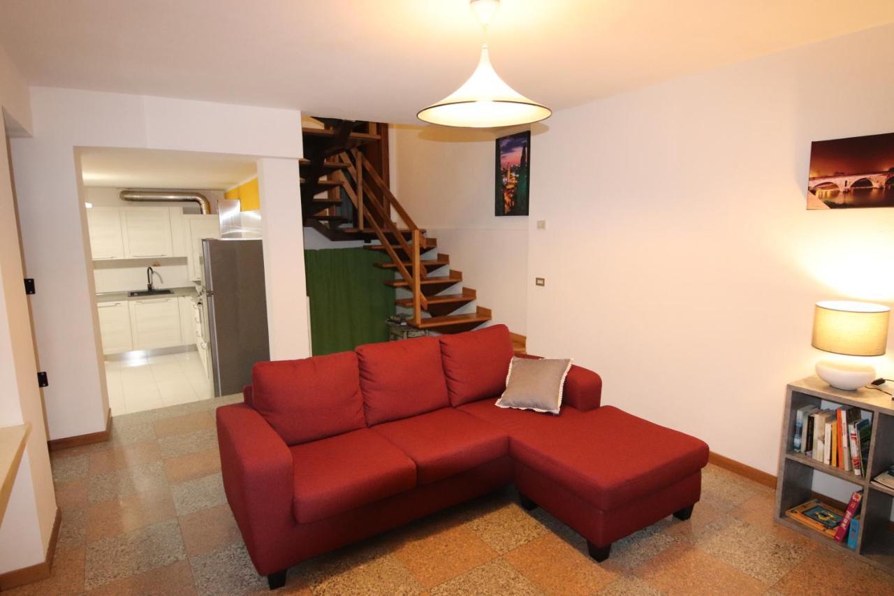 Casa Vacanze Al Borgo Caprino Veronese Eksteriør bilde